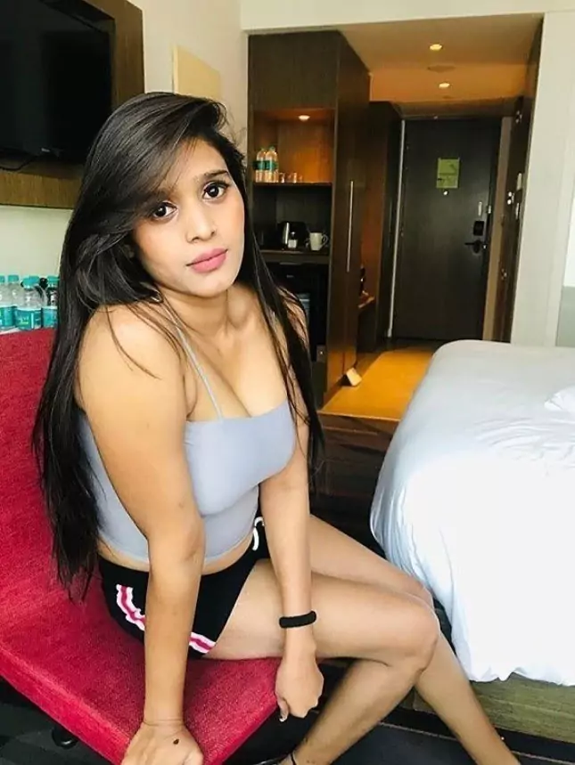 कॉल गर्ल्स सर्विस  ठांदला